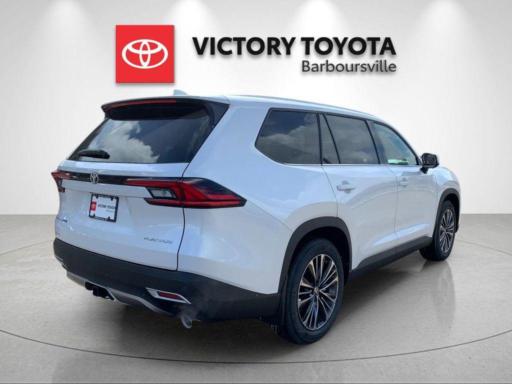 new 2026 Toyota Grand Highlander Hybrid car