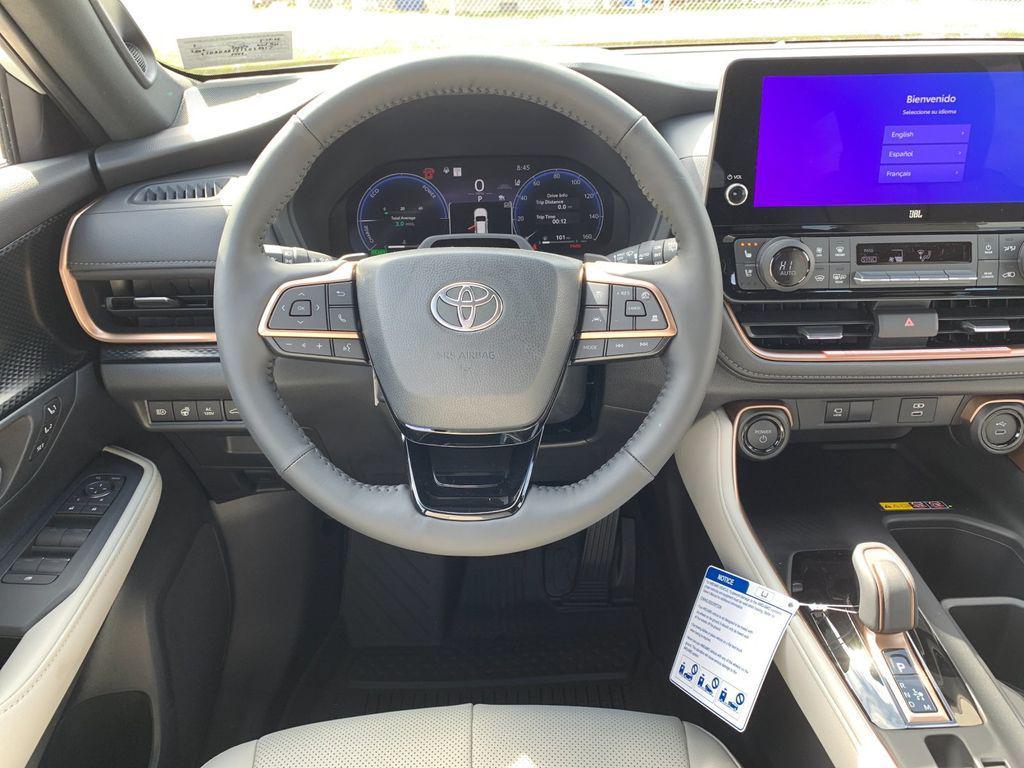 new 2026 Toyota Grand Highlander Hybrid car