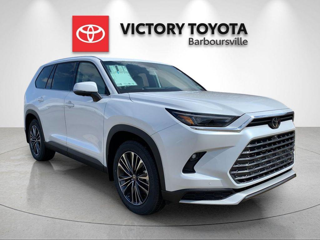 new 2026 Toyota Grand Highlander Hybrid car
