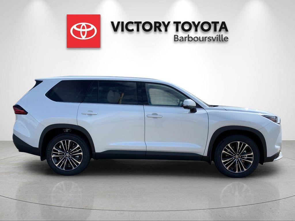 new 2026 Toyota Grand Highlander Hybrid car