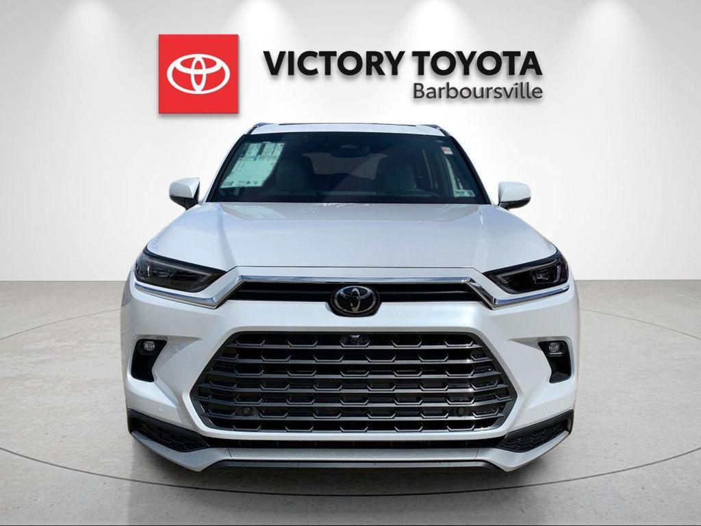 new 2026 Toyota Grand Highlander Hybrid car