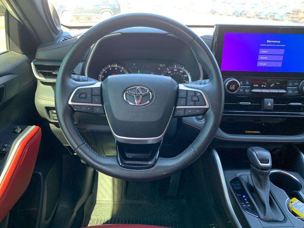 used 2023 Toyota Highlander car, priced at $37,988