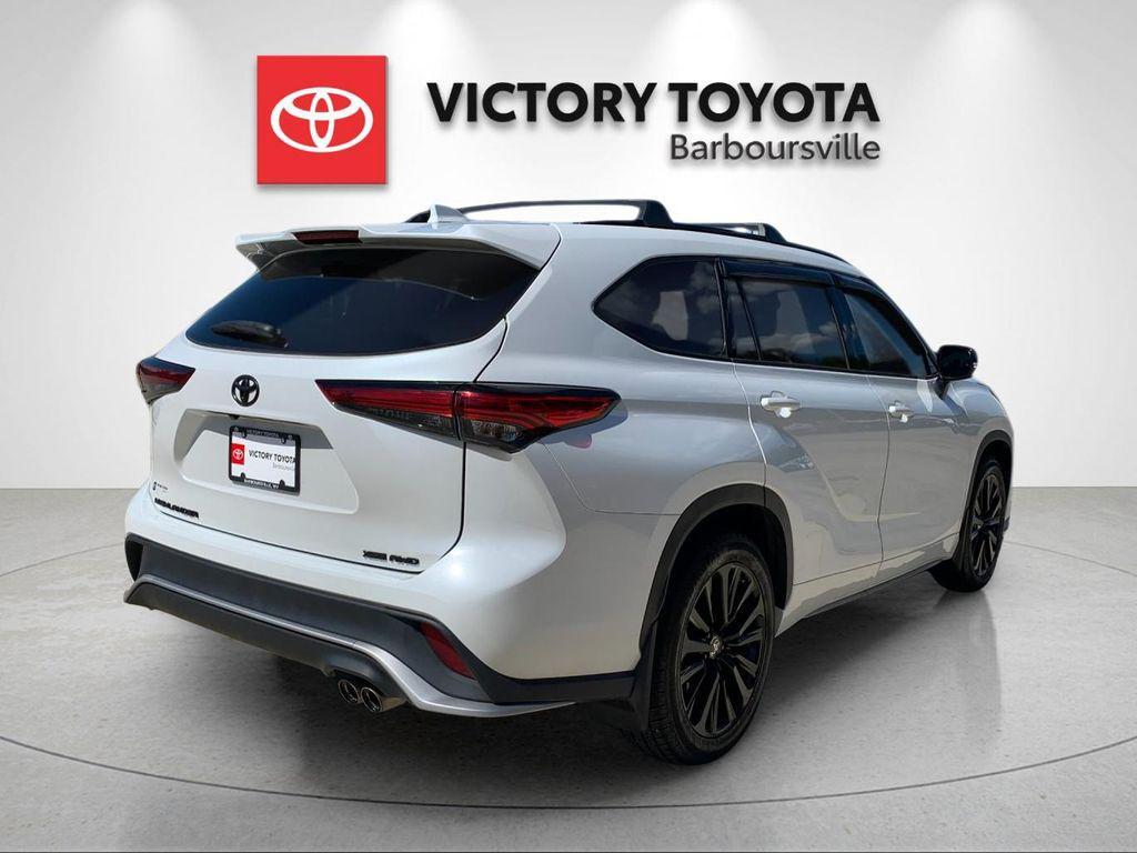 used 2023 Toyota Highlander car, priced at $37,988