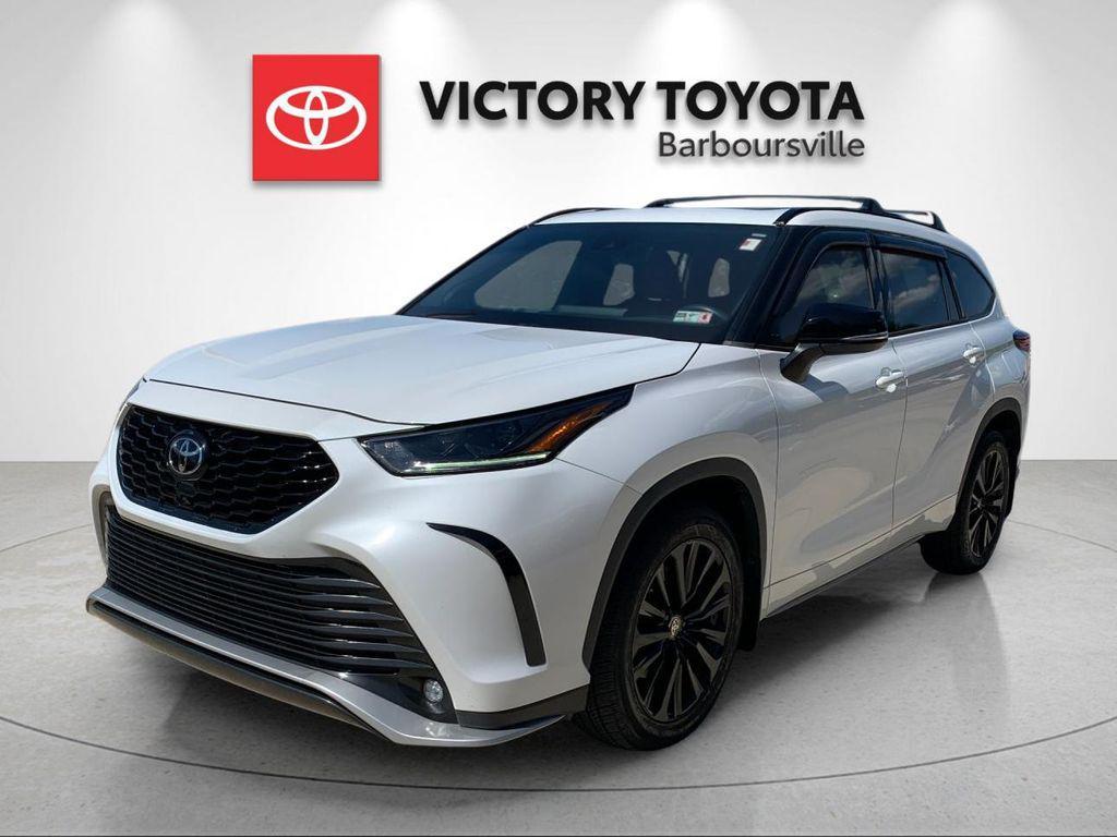 used 2023 Toyota Highlander car, priced at $37,988