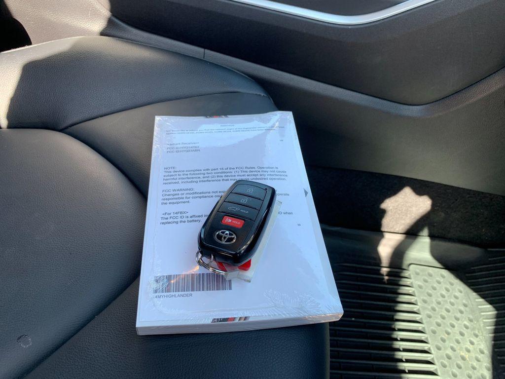 used 2024 Toyota Highlander Hybrid car, priced at $43,988