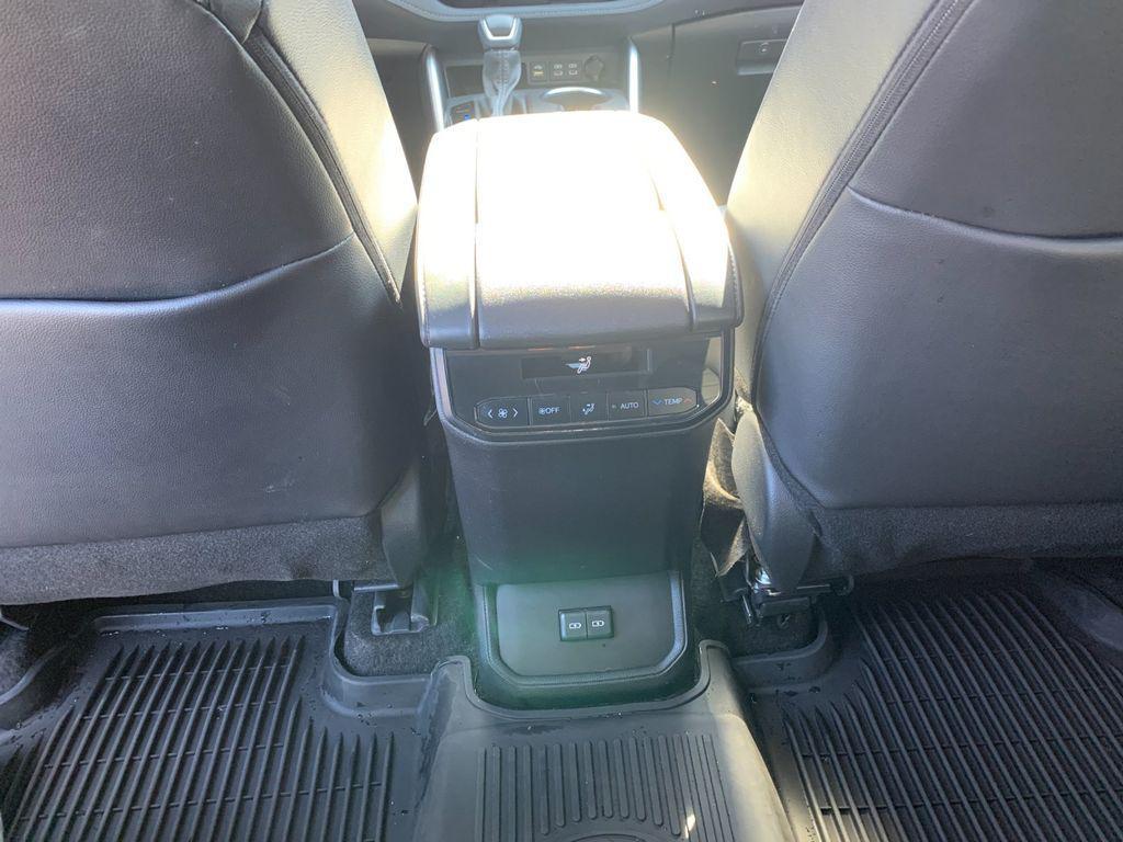 used 2024 Toyota Highlander Hybrid car, priced at $43,988