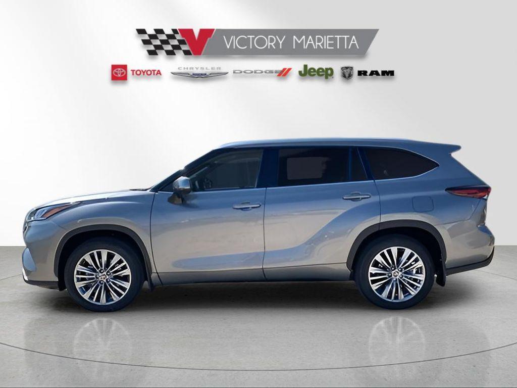 new 2025 Toyota Highlander car, priced at $55,287