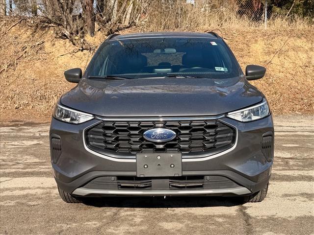 used 2025 Ford Escape car, priced at $22,988