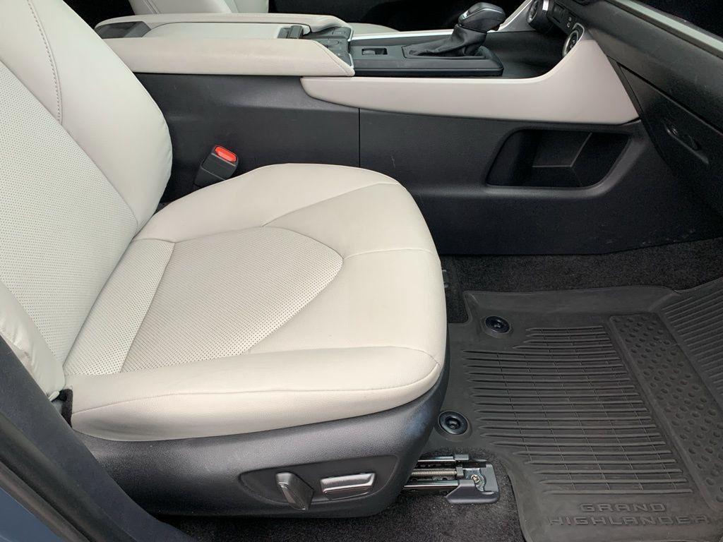 used 2024 Toyota Grand Highlander Hybrid car, priced at $44,588