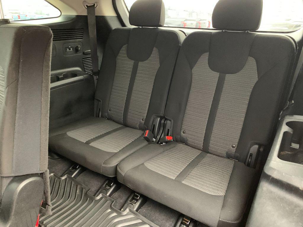 used 2023 Kia Sorento car, priced at $22,988