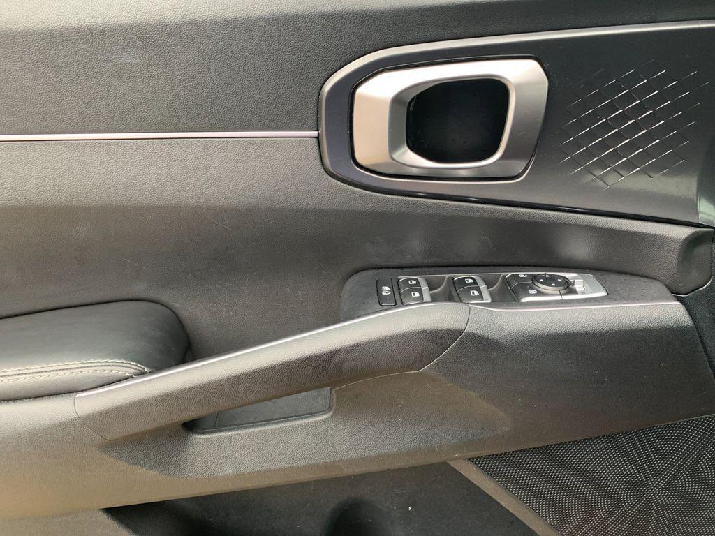 used 2023 Kia Sorento car, priced at $22,988