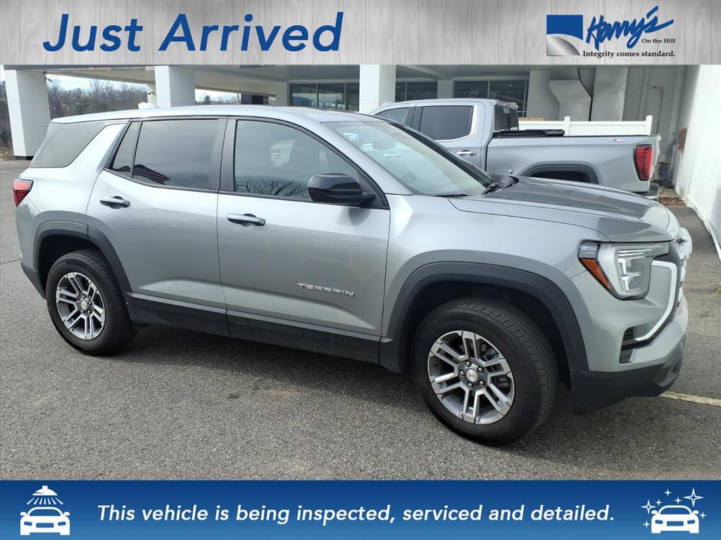 used 2025 GMC Terrain car, priced at $27,500
