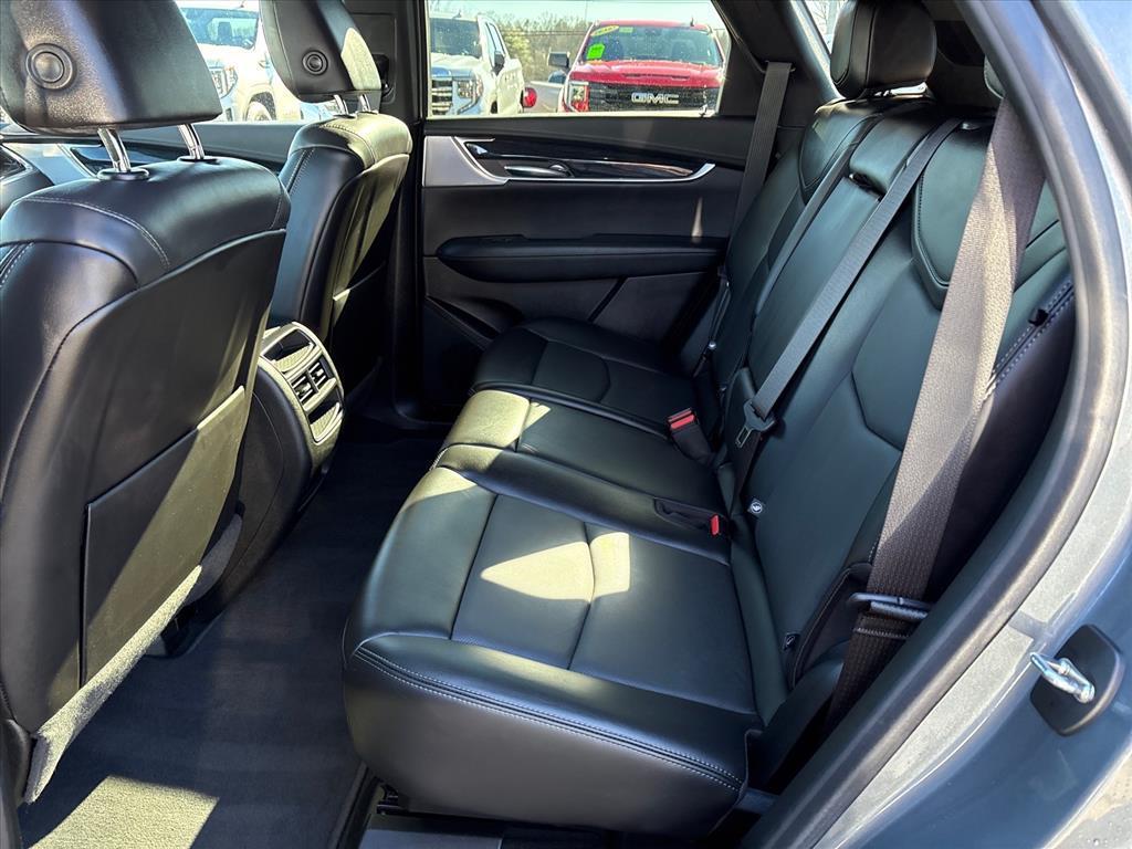 used 2022 Cadillac XT5 car, priced at $34,950