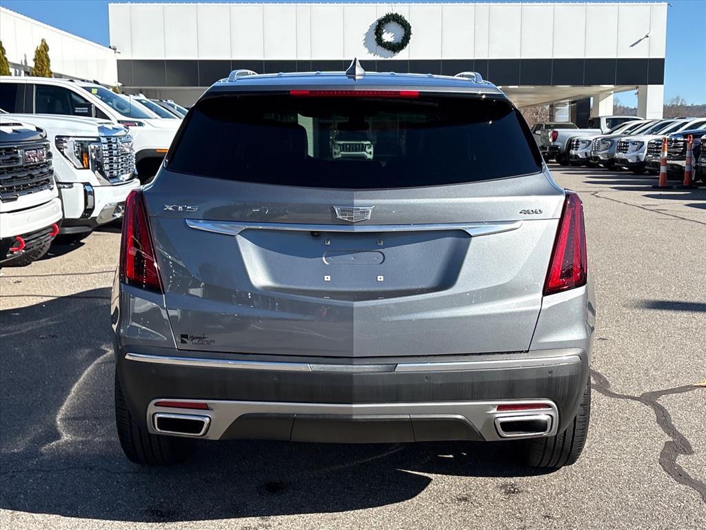 used 2022 Cadillac XT5 car, priced at $34,950