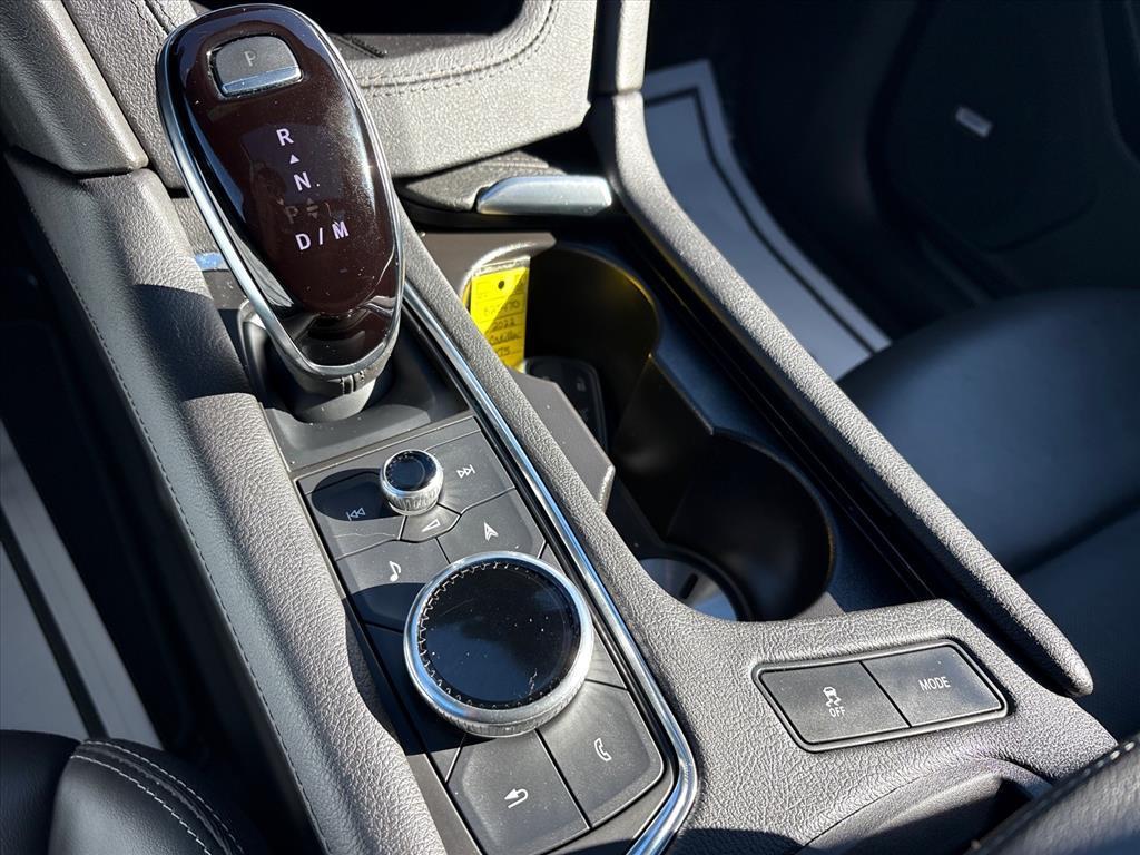 used 2022 Cadillac XT5 car, priced at $34,950