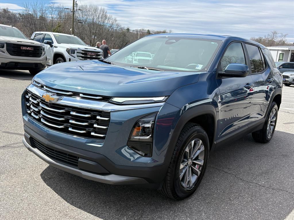 used 2025 Chevrolet Equinox car, priced at $28,950