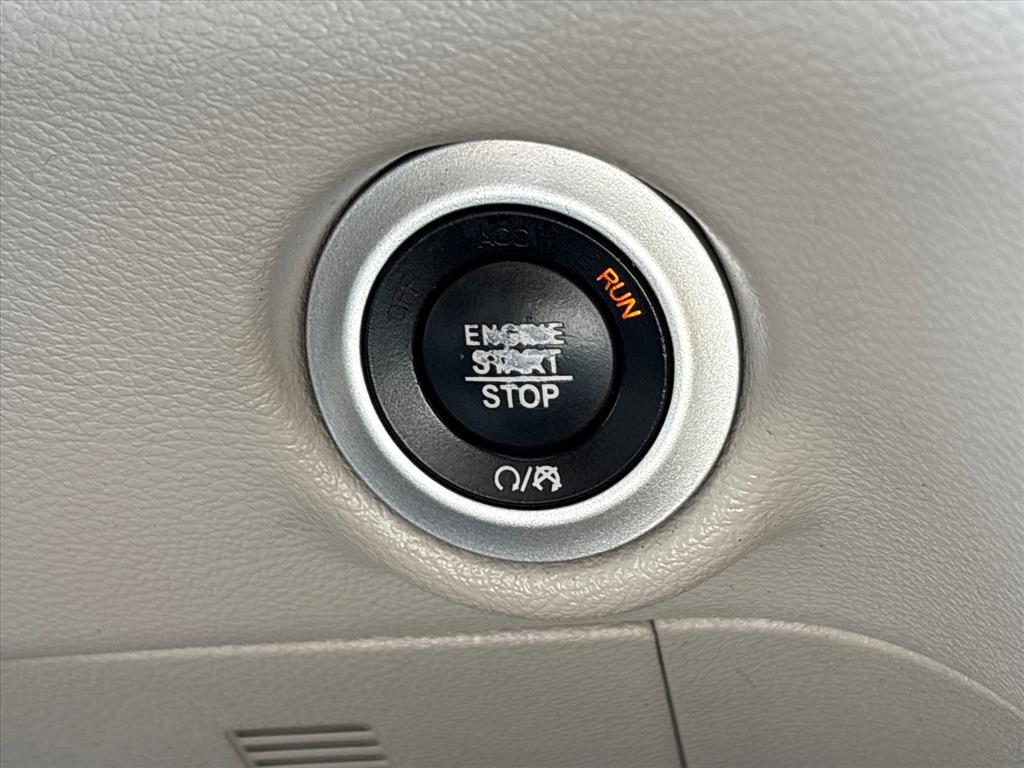 used 2017 Chrysler Pacifica car, priced at $11,950