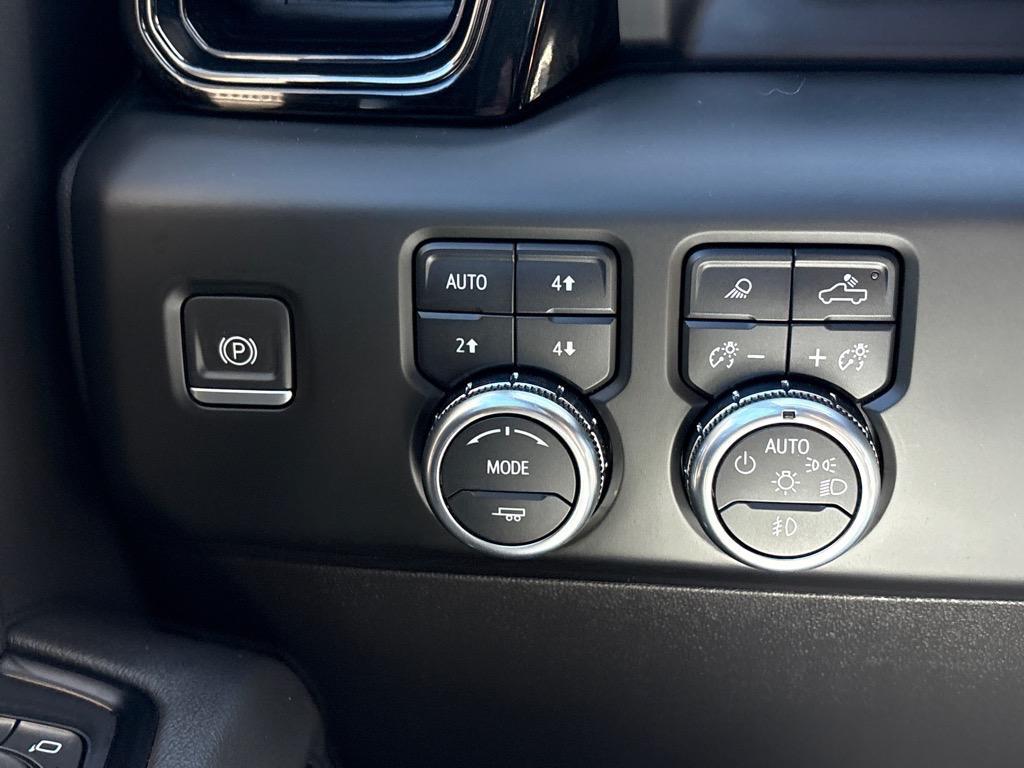 used 2022 GMC Sierra 1500 car, priced at $37,950