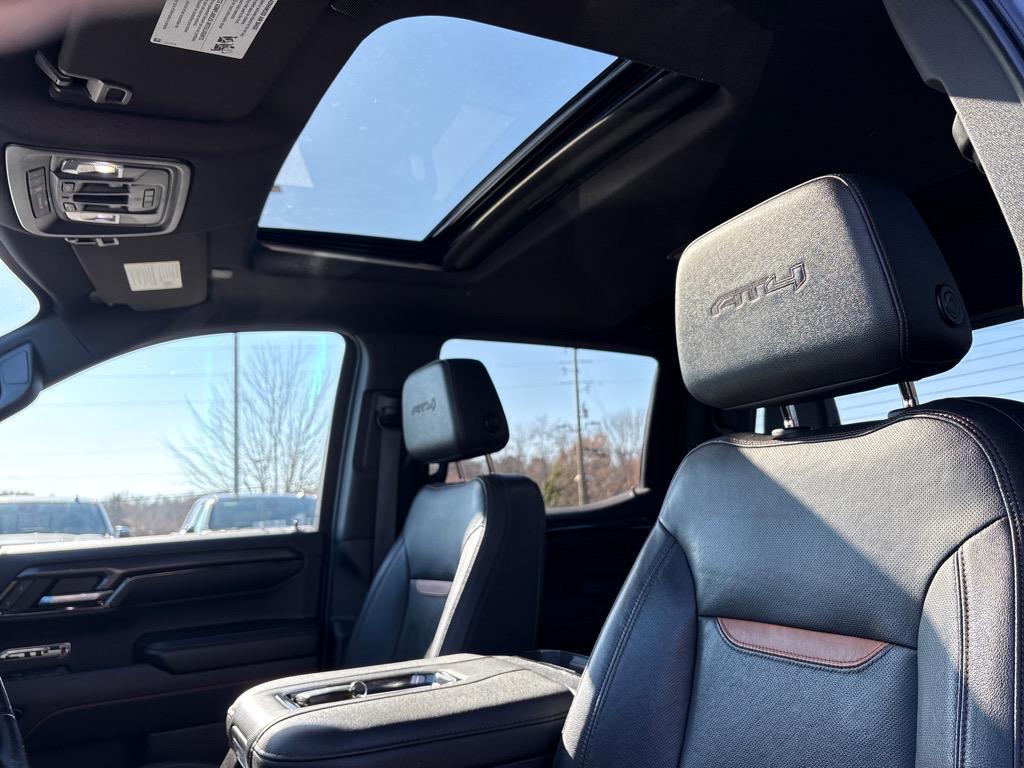 used 2022 GMC Sierra 1500 car, priced at $37,950