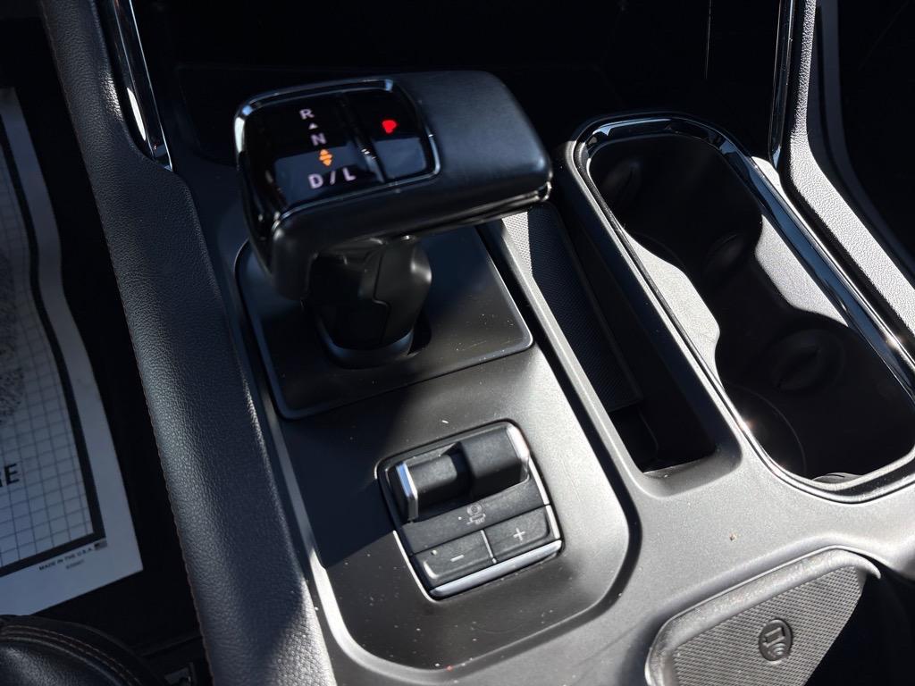 used 2022 GMC Sierra 1500 car, priced at $37,950