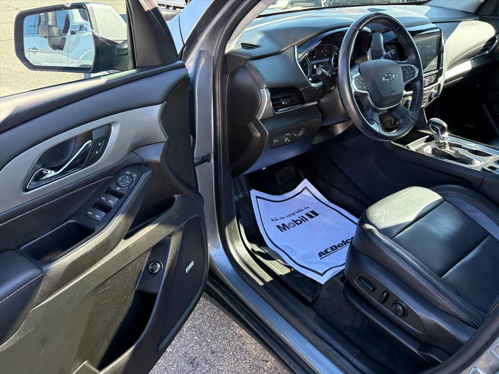 used 2021 Chevrolet Traverse car, priced at $27,950