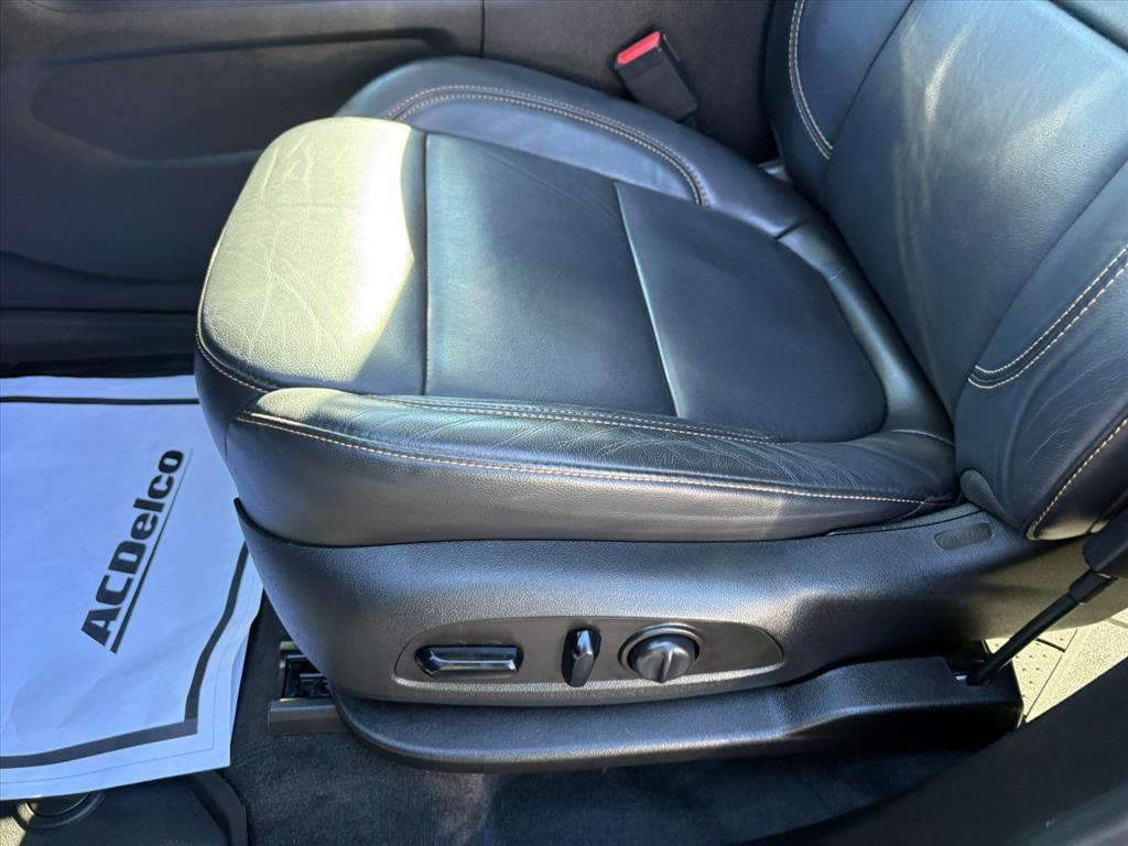 used 2021 Chevrolet Traverse car, priced at $27,950