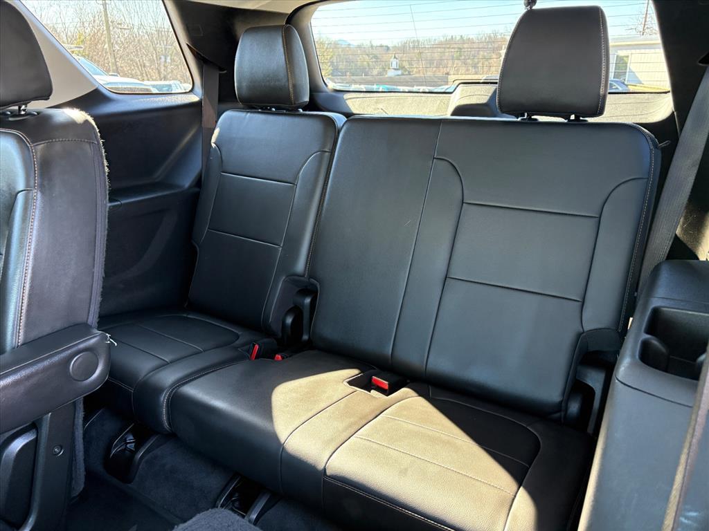 used 2021 Chevrolet Traverse car, priced at $27,950