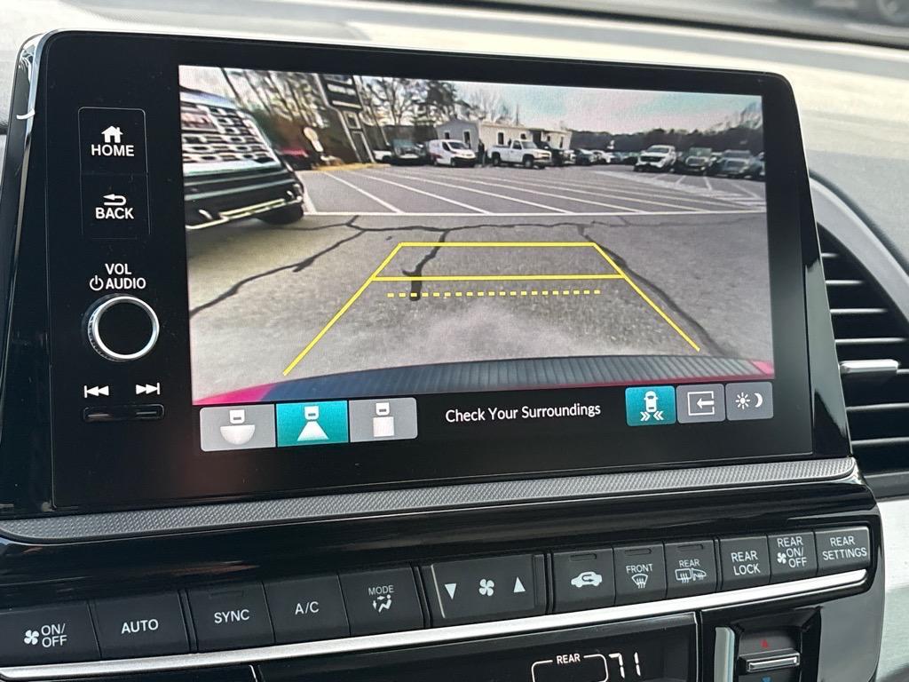 used 2025 Honda Odyssey car, priced at $41,500