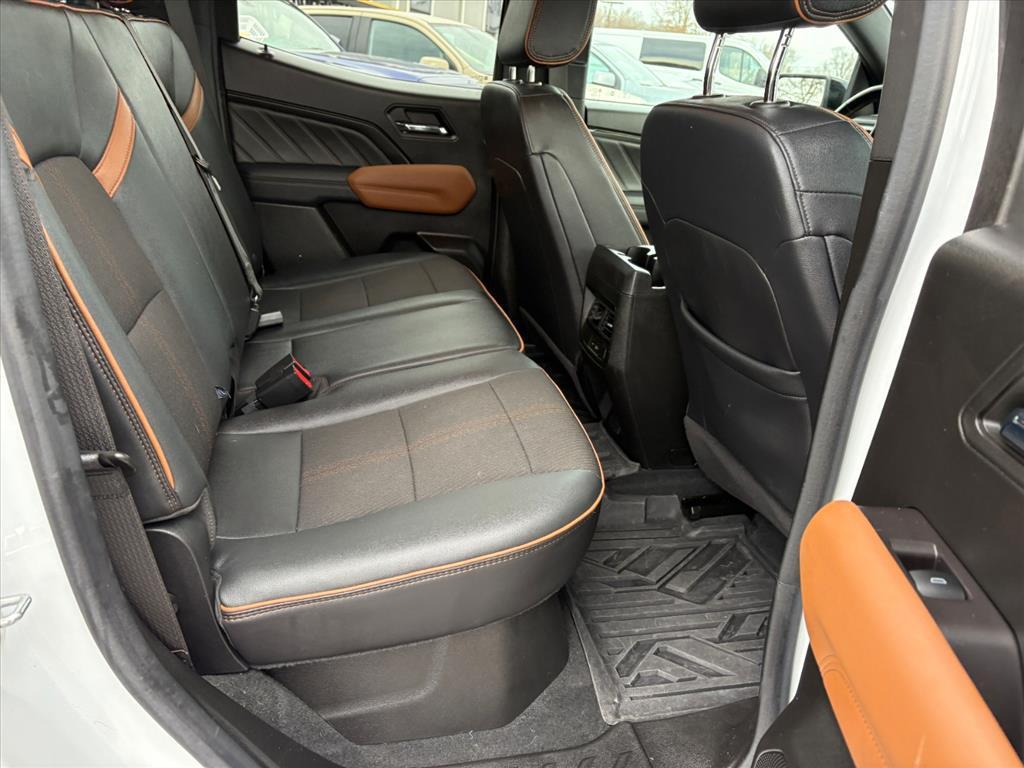 used 2024 GMC Canyon car, priced at $37,850