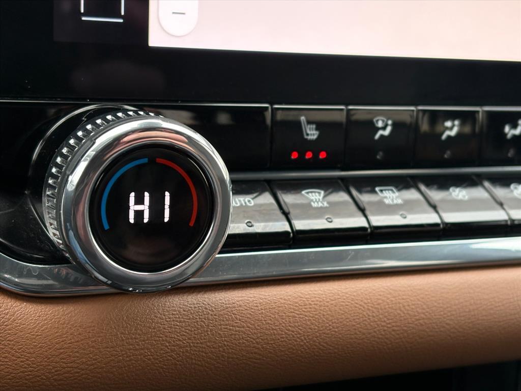 used 2024 GMC Canyon car, priced at $37,850