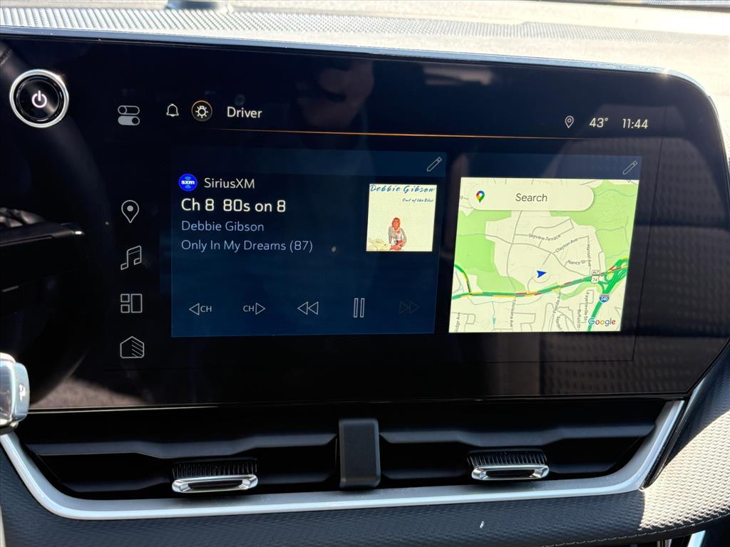 used 2025 Chevrolet Equinox car, priced at $28,950