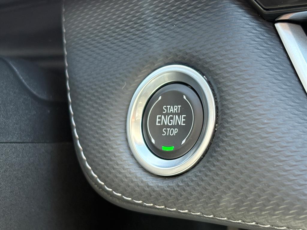 used 2025 Chevrolet Equinox car, priced at $28,950