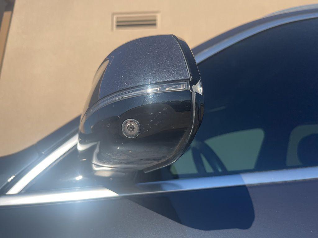 used 2022 BMW X5 car, priced at $31,372