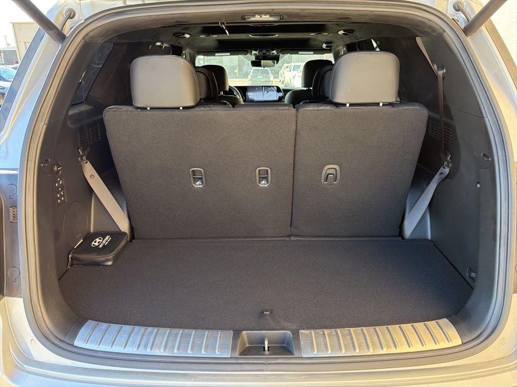 used 2024 Hyundai Palisade car, priced at $39,033