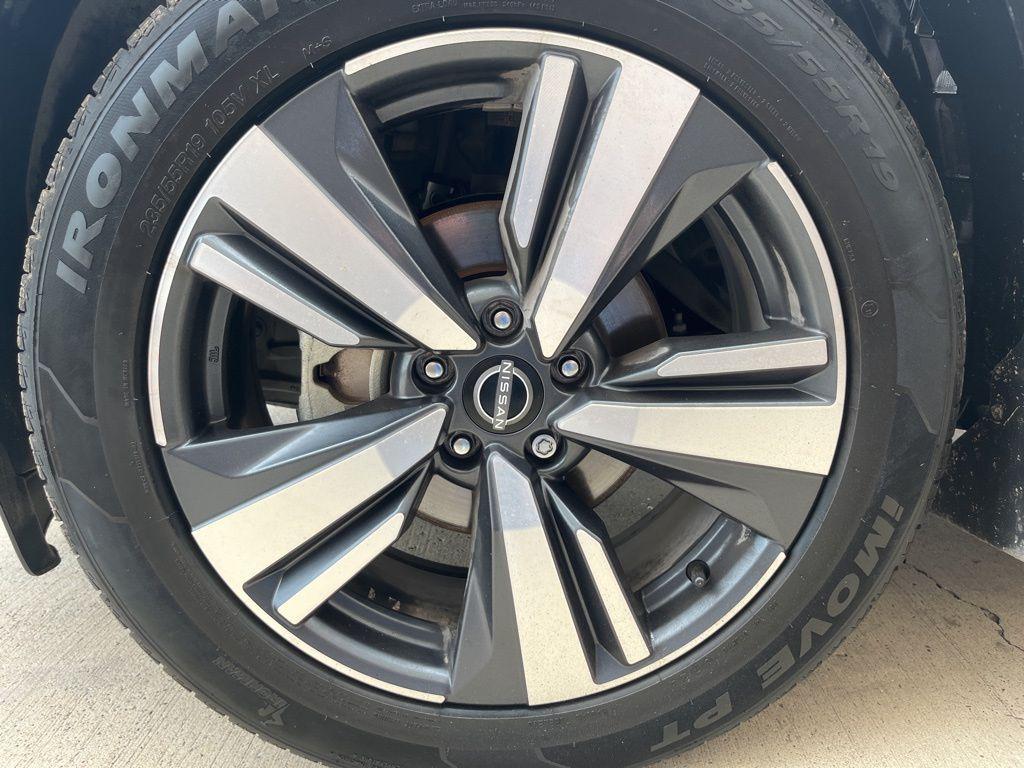 used 2023 Nissan Rogue car, priced at $23,821