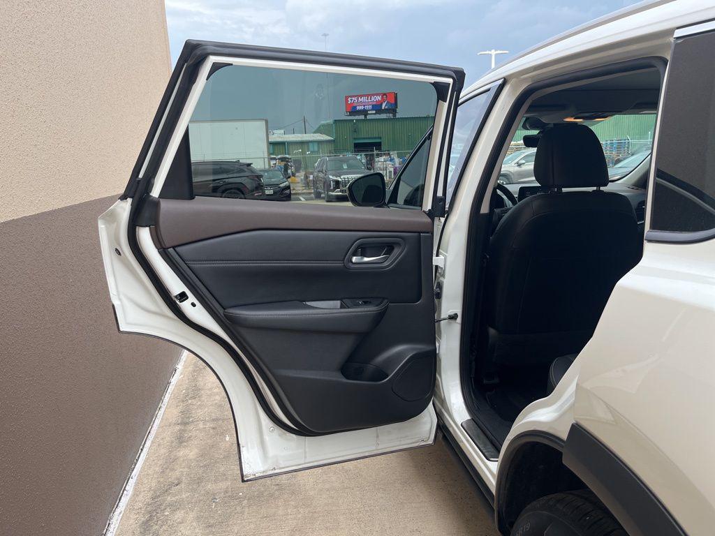 used 2023 Nissan Rogue car, priced at $23,821