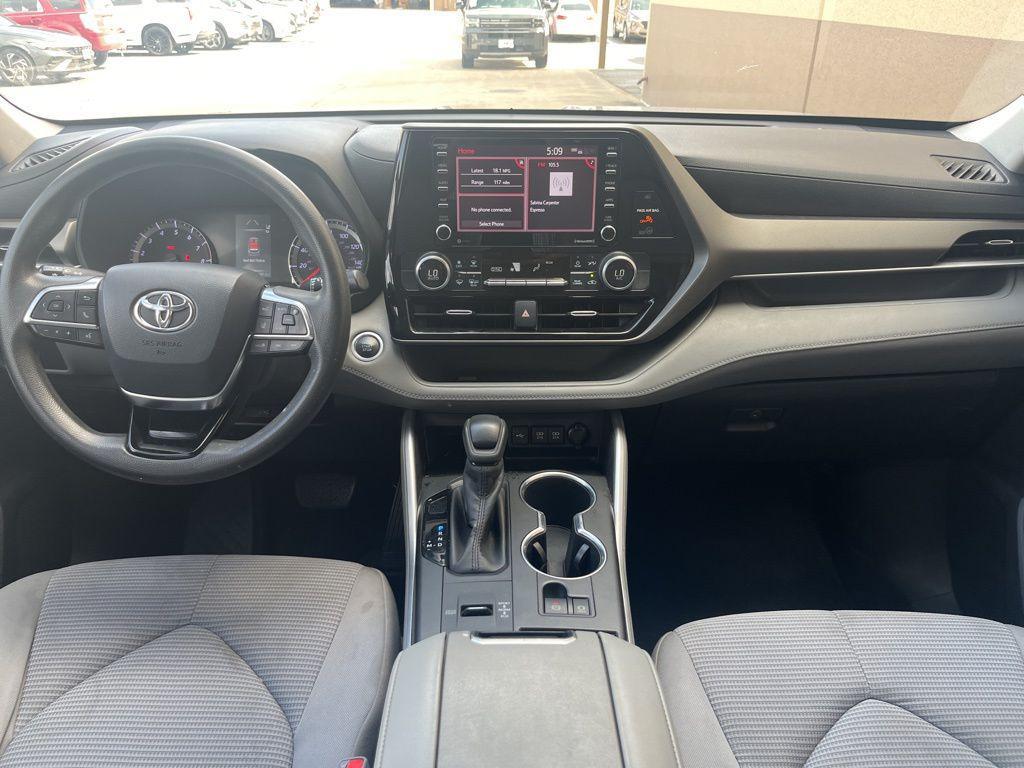 2020 Celestial Silver Metallic Toyota Highlander