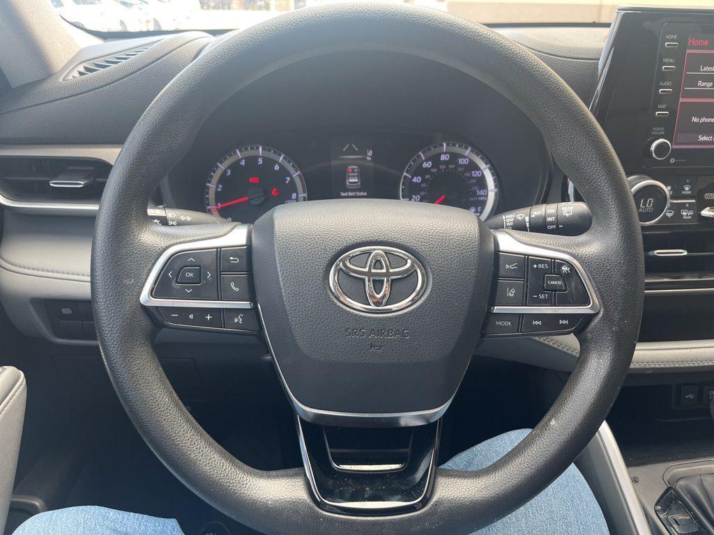 2020 Celestial Silver Metallic Toyota Highlander