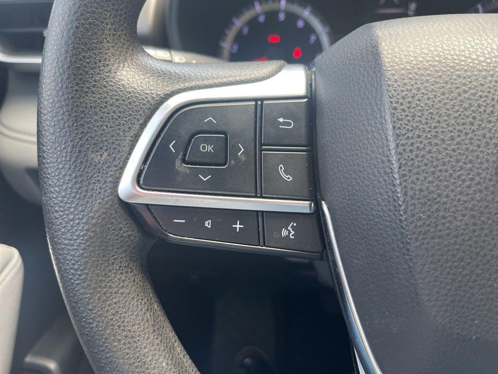 2020 Celestial Silver Metallic Toyota Highlander