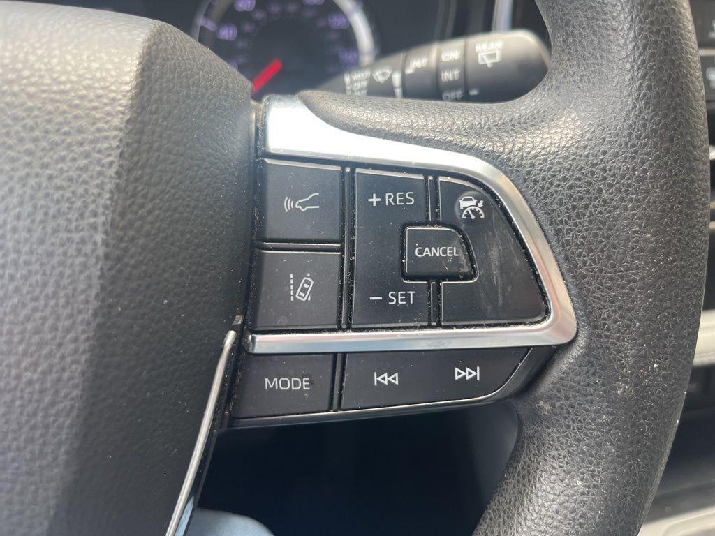 2020 Celestial Silver Metallic Toyota Highlander