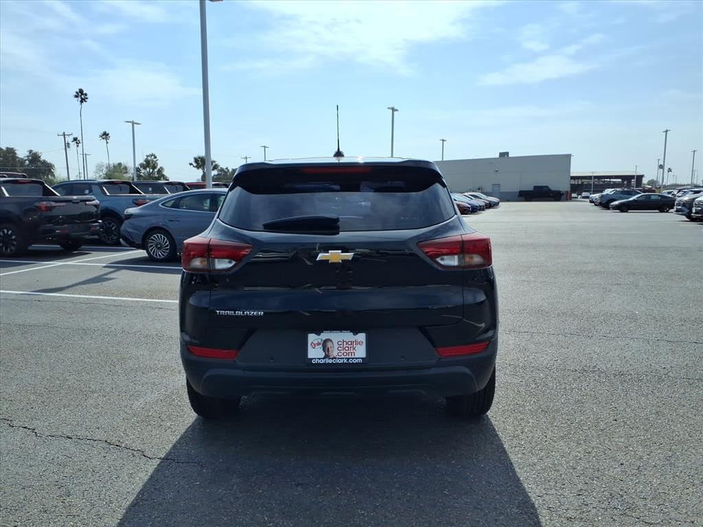 used 2021 Chevrolet TrailBlazer car, priced at $16,885