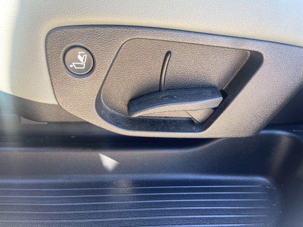 used 2023 Kia Telluride car, priced at $34,494