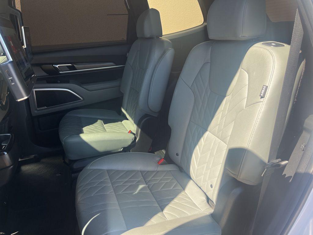 used 2023 Kia Telluride car, priced at $34,494