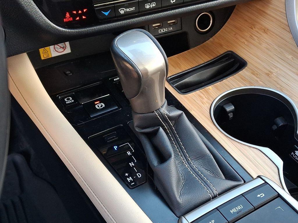 used 2022 Lexus RX 350L car, priced at $32,938