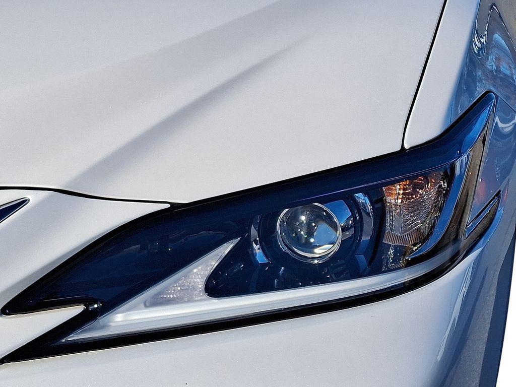 used 2020 Lexus ES 350 car, priced at $31,665