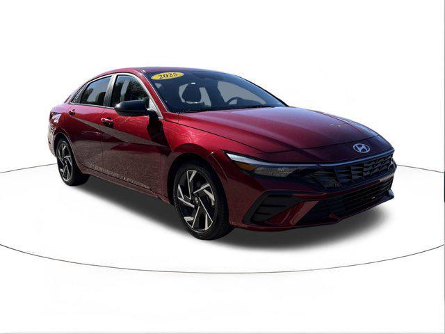 used 2025 Hyundai Elantra car