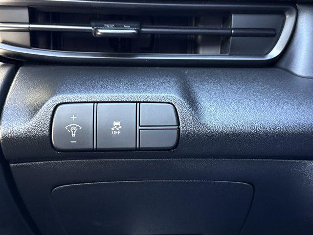 used 2025 Hyundai Elantra car