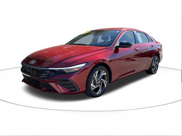used 2025 Hyundai Elantra car