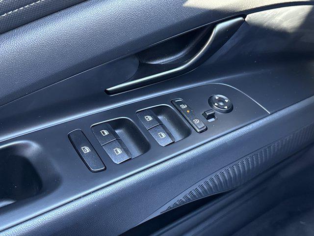 used 2025 Hyundai Elantra car