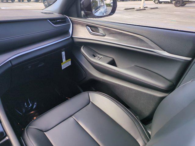 new 2025 Jeep Grand Cherokee L car, priced at $37,670